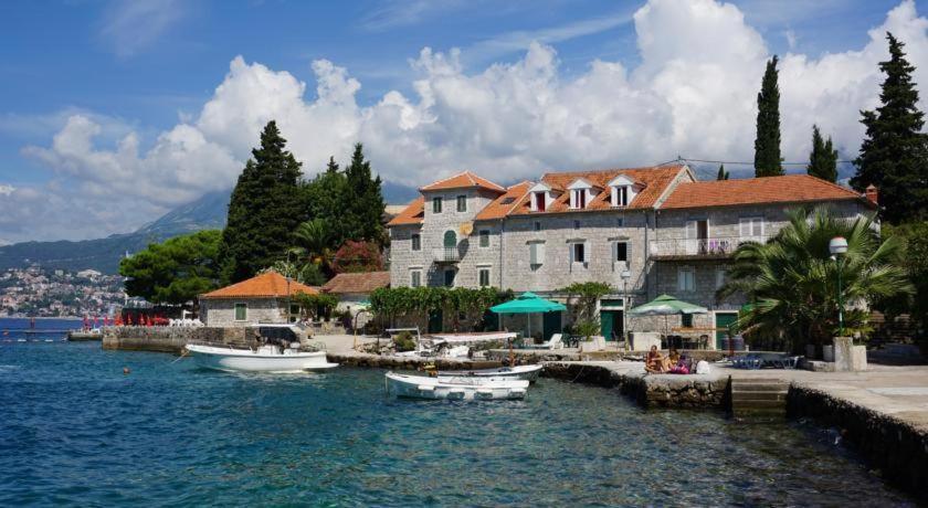Willa Glamping Peninsula Lustica Rose Tivat Zewnętrze zdjęcie