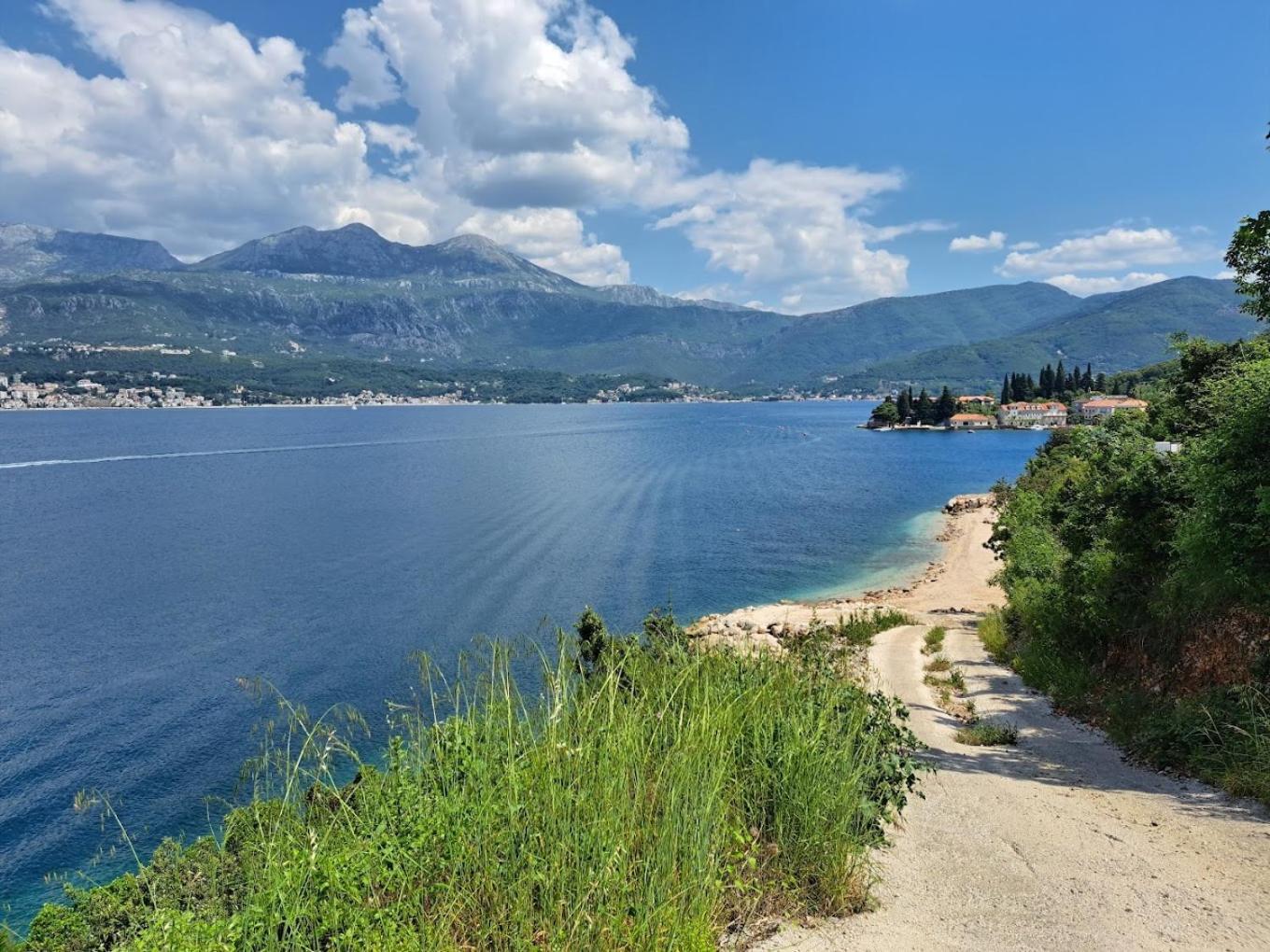 Willa Glamping Peninsula Lustica Rose Tivat Zewnętrze zdjęcie
