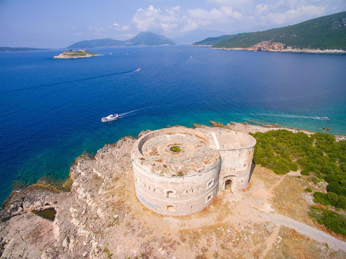 Willa Glamping Peninsula Lustica Rose Tivat Zewnętrze zdjęcie